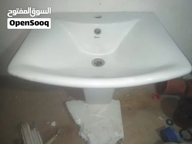 مغاسل وبطاريات إيطالي مستعمله شبه جديد