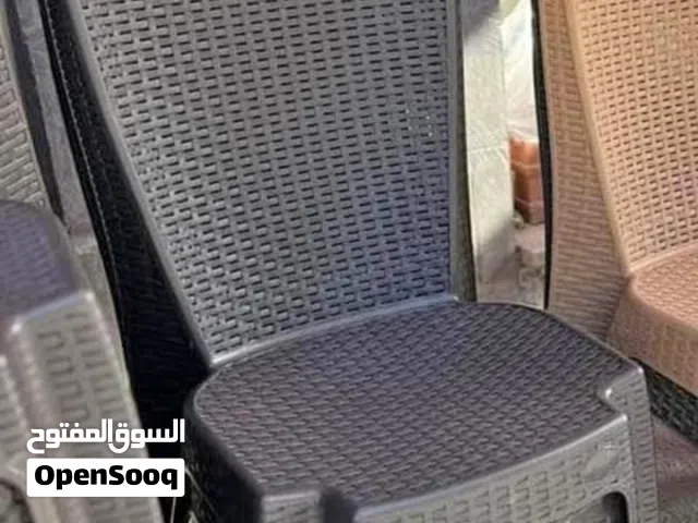 كراسي بلاستيك