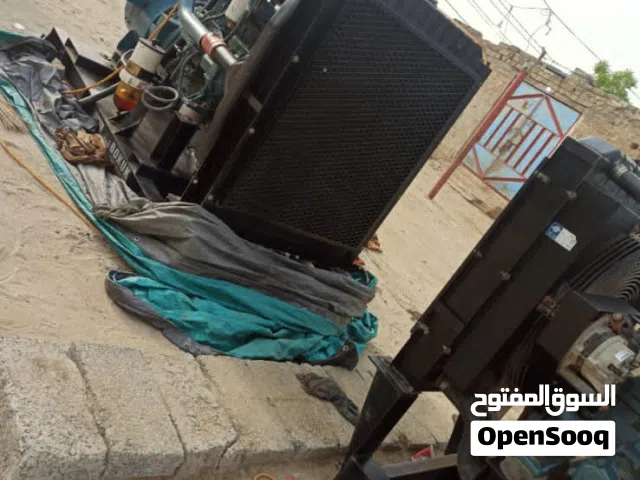 مولد كهرباء