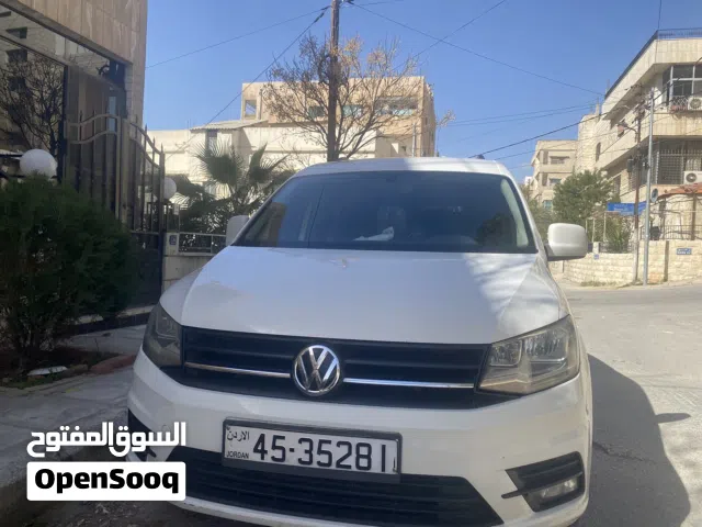 2017 فولكسفاغن كادى Caddy