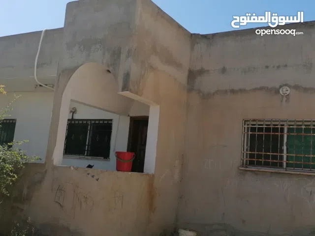 165 m2 3 Bedrooms Townhouse for Sale in Irbid Kufr Sowm