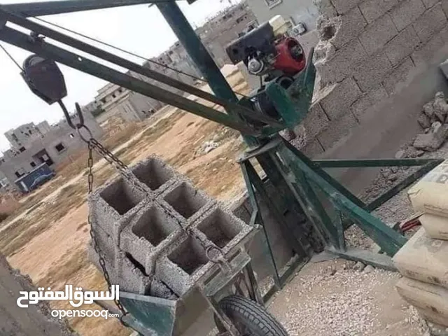 ونش لرفع مواد البناء بومشي ولاجور وقزه وجرانليه واسمنت ورخام وميلاكه وتنزيل كسار