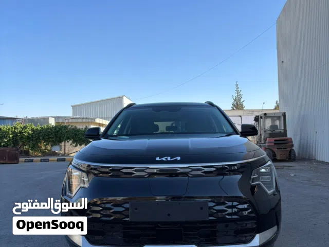 2023, كيا, نيرو, Standard