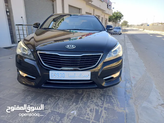 Used Kia Cadenza in Tripoli