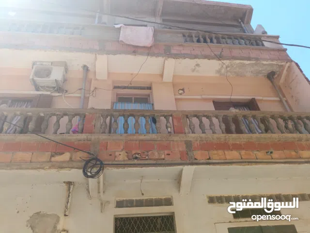 200 m2 More than 6 bedrooms Villa for Sale in Oran Other