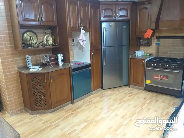 200 m2 5 Bedrooms Apartments for Sale in Irbid Aydoun
