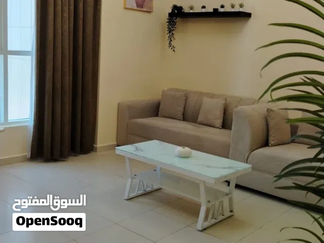 متاح غرفتين وصالة ايجار سنوى مع فرش والعفش