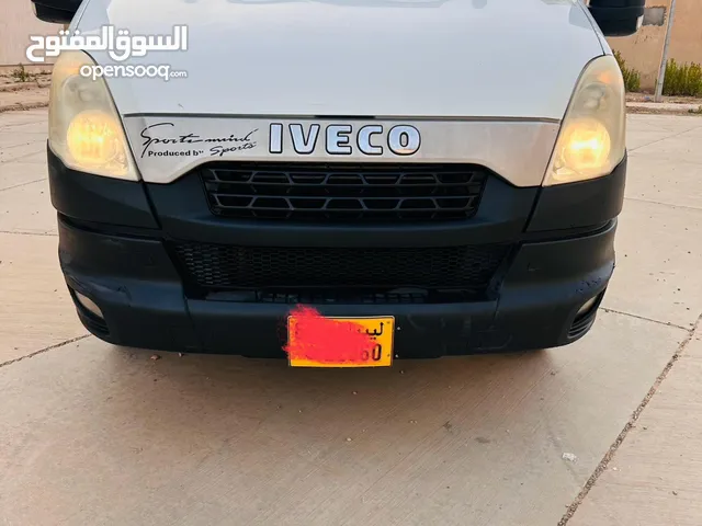Auto Transporter Iveco 2012 in Al Khums