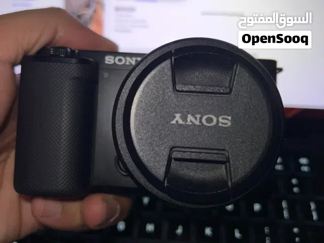 Sony zve10 شبه جديدة