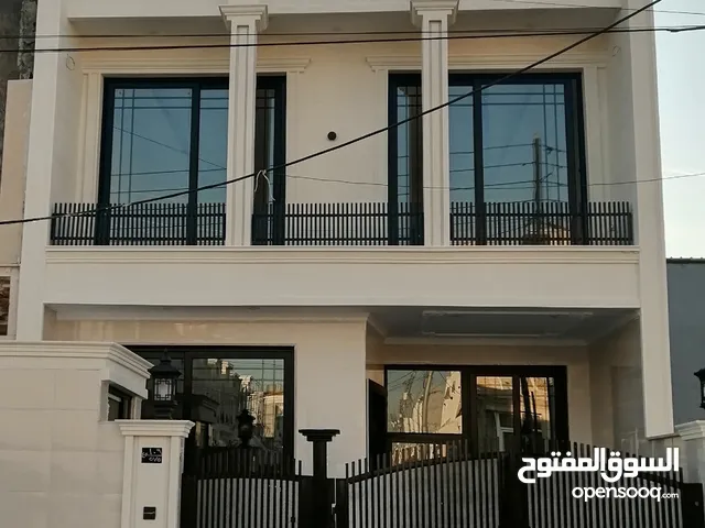 125 m2 3 Bedrooms Townhouse for Sale in Erbil New Hawler