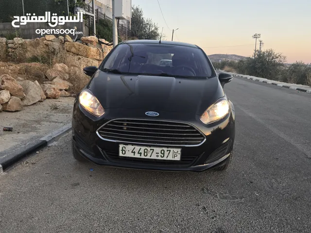 فورد فيستا ترخيص 2014 اوتوماتيك ماتور 1600 بنزين..