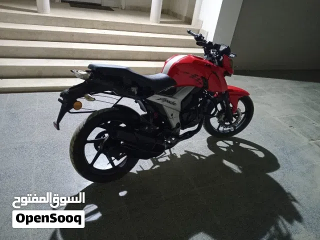 دراج أباتشي الوصف تحت