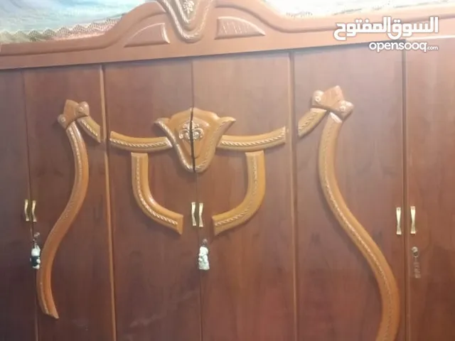 غرفة نوم مستعملة جديدة