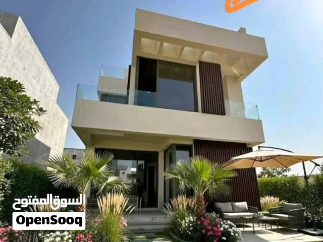 310 m2 4 Bedrooms Villa for Sale in Cairo New Cairo