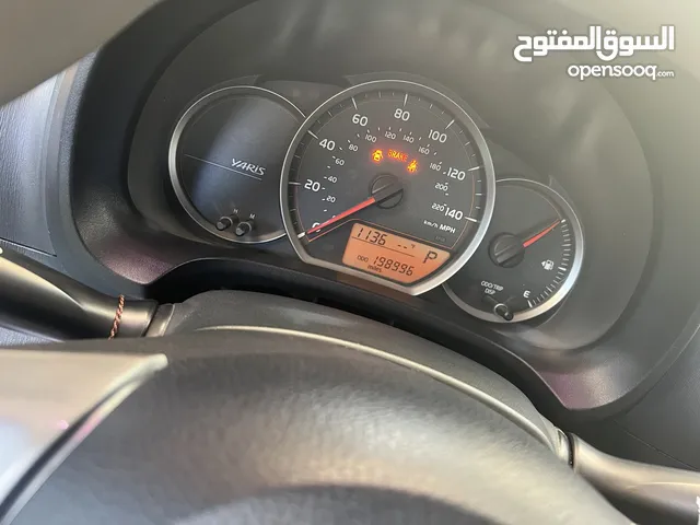 ياريس هاتشباك للبيع