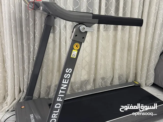 جهاز مشي من world fitness بحاله جيده جداً بسعر مناسب
