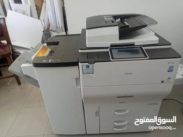 اله تصوير وثائق نوع ريكو ملون