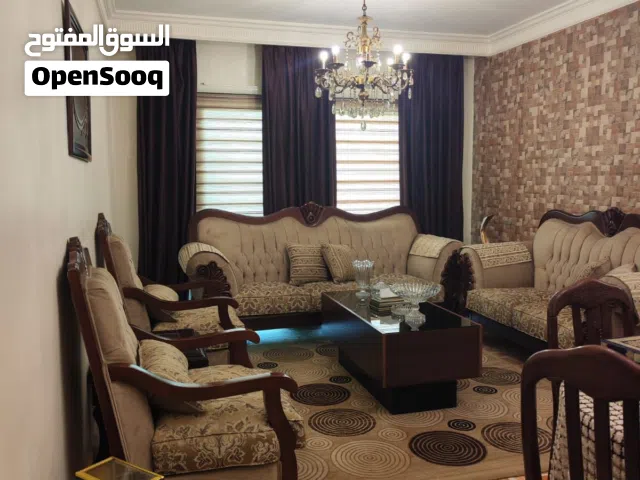 شقة مميزة للبيع في منطقة ام نوارة بمساحة 130م2