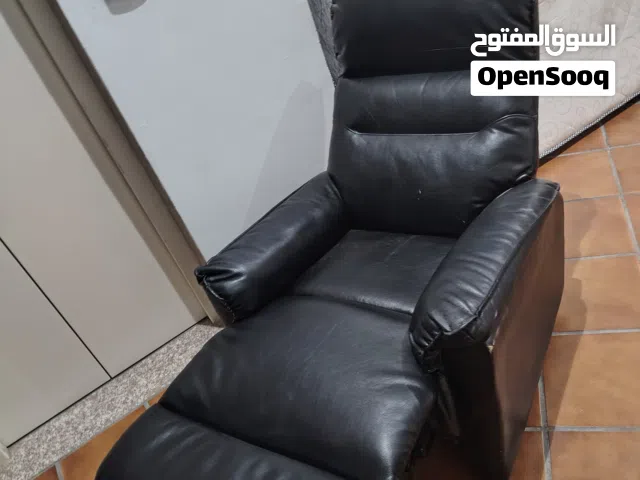 كرسي استرخاء يعمل بشكل جيد