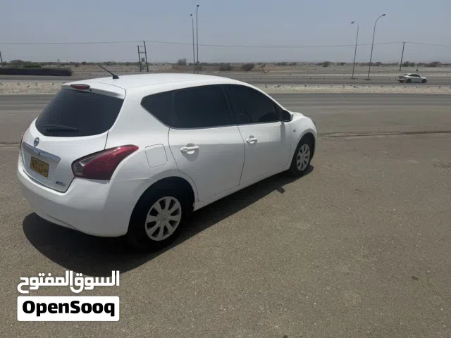 2015 Nissan Tiida