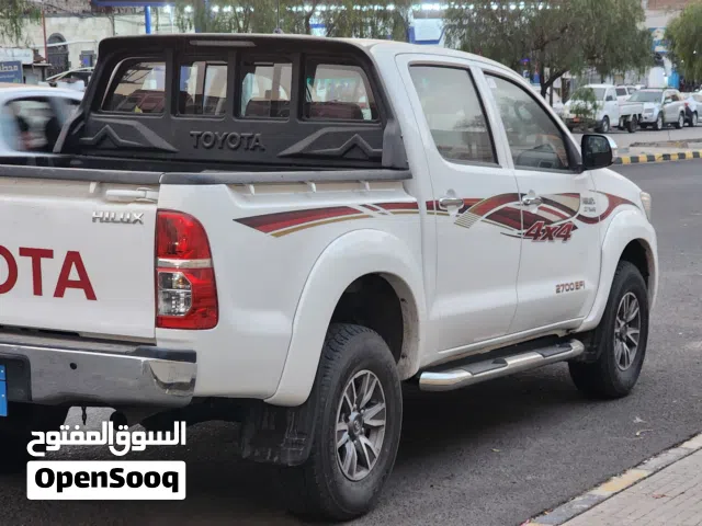2015 Toyota Hilux GLX