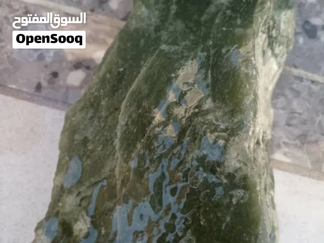 حجر الجاد الأخضر