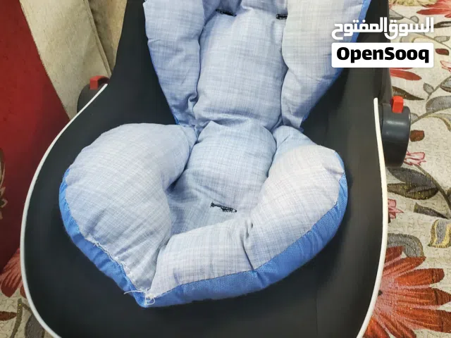 كرسي هزاز وكرسي للخروجات