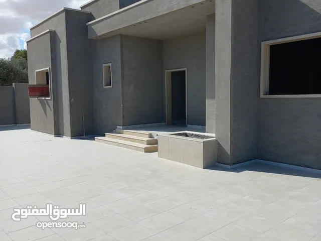 360 m2 More than 6 bedrooms Townhouse for Sale in Sirte Other