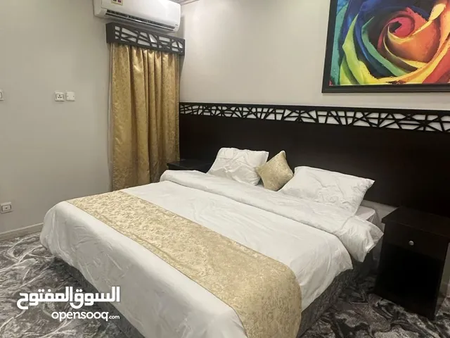 غرف فاخره مفروشه للايجار الشهري بحي الشوقيه