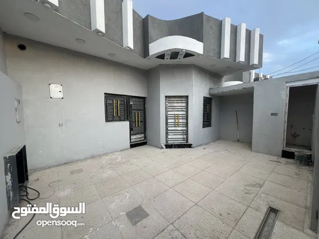 140 m2 2 Bedrooms Townhouse for Sale in Basra Al-Jazzera