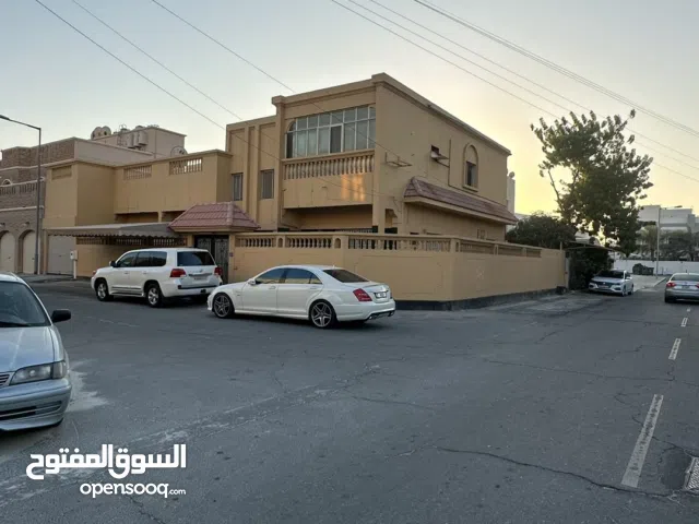 402 m2 4 Bedrooms Townhouse for Rent in Muharraq Hidd