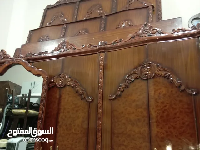 غرفة نوم مصرية نظيفة خشب زان