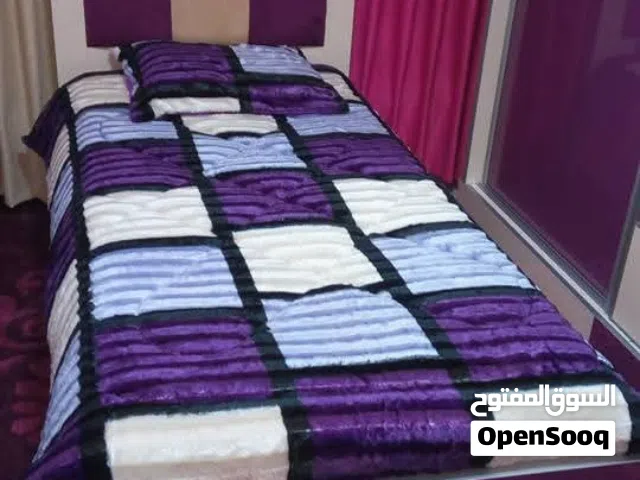 غرفتين نوم خشب هاي جلوز للبيع