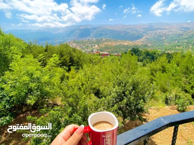 احضان الطبيعة