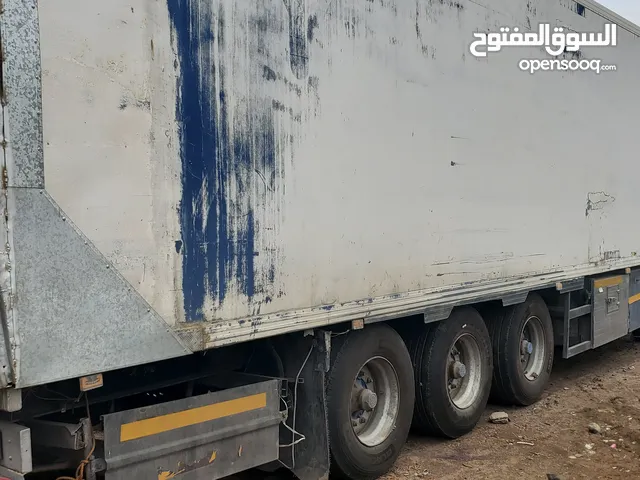 براد ايطالي ثلاثه محاور للبيع او للاجار شغال قرعه تبريد وتجميد