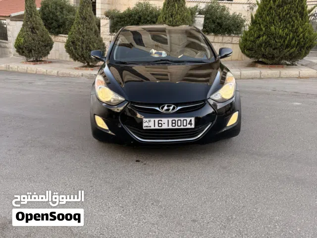 2011 هيونداي افانتي Standard