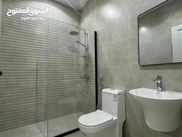 165 m2 5 Bedrooms Apartments for Rent in Al Riyadh Al Marwah