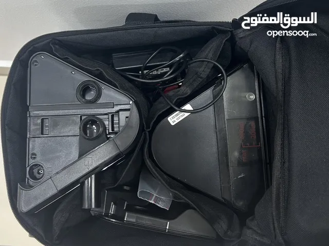 مضخة هواء طبية من ماركة Löwenstein Medical النوع: Humidifier & Air Pump Unit (جهاز ترطيب وضخ هواء).