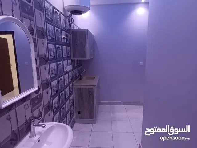 200 m2 Studio Apartments for Rent in Al Riyadh Ishbiliyah