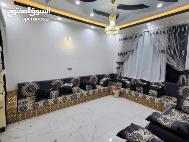 145 m2 3 Bedrooms Apartments for Rent in Sana'a Bayt Baws