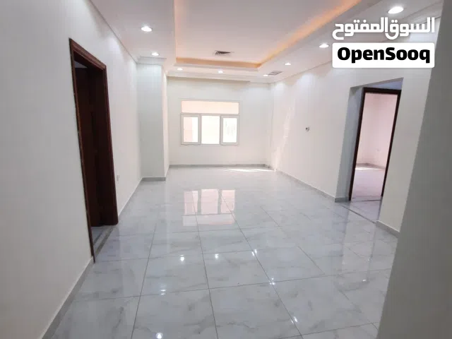 شقه موقع ممتاز بجوار الجمعيه الرئيسية والمسجد للإيجار