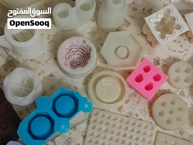 قوالب ومستلزمات حرف يدوية للكونكريت والشمع والورد