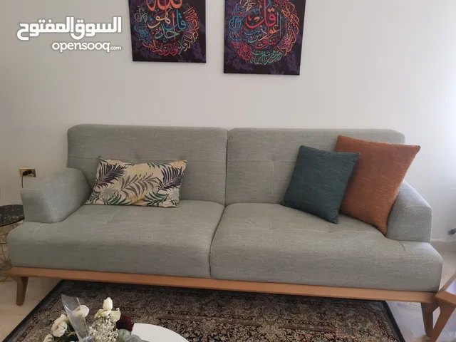 اثاث منزل للبيع كامل بداعي السفر الرجاء قراءة الإعلان جيد الأسعار عند الاتصال