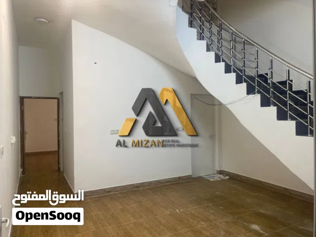 100 m2 4 Bedrooms Townhouse for Rent in Basra Tahseneya