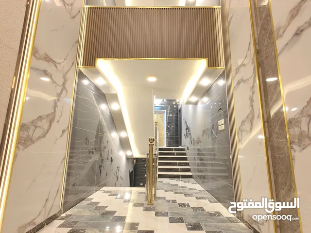 245m2 4 Bedrooms Apartments for Sale in Amman Shafa Badran