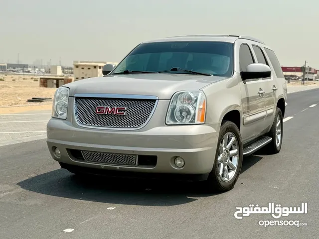 Used GMC Yukon in Sharjah