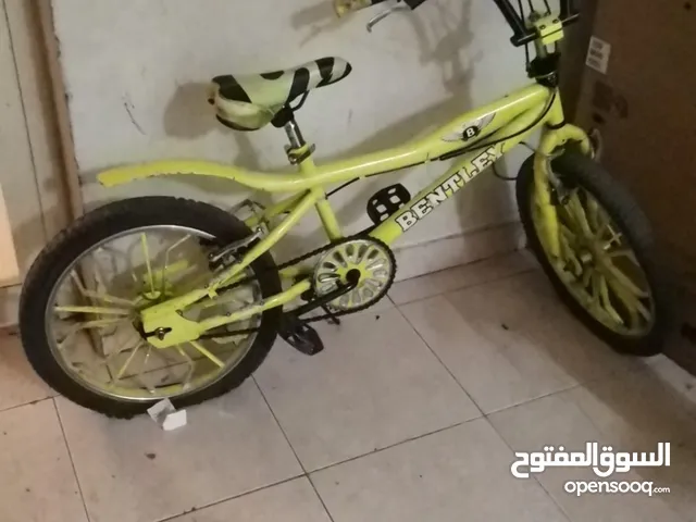للبيع دراجة (عجلة) أطفال  بنتلي