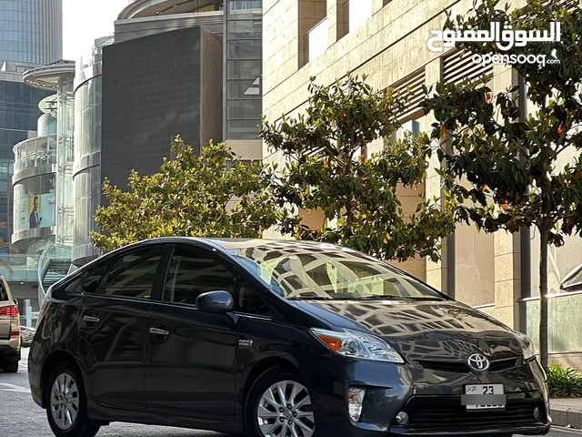 تويوتا بريوس 2014 plug in فحص كامل بطاريه ليثيوم أصلية مصنعة من الوكالة (بلق أن هايبرد مع بنزين