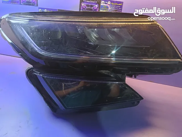 كشاف يمين سكودا كودياك أعلى فئه