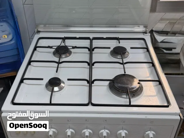 فرن لون ابيض